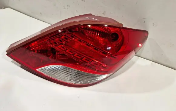 Peugeot 207 Rear/tail lights 9686565980