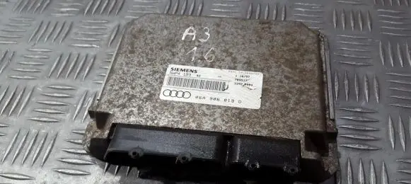Audi A3 S3 8L Engine control unit/module 06a906019d 5wp4193