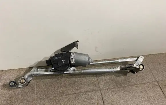 BMW X6 F16 Front wiper linkage and motor AE1593003940 7350336 735033604