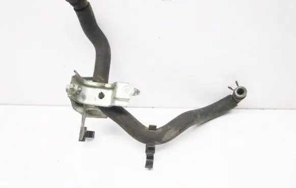 Toyota Yaris Breather/breather pipe/hose 1226147010