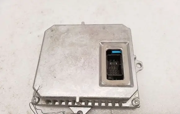 BMW 3 E46 Headlight ballast module Xenon 1307329074