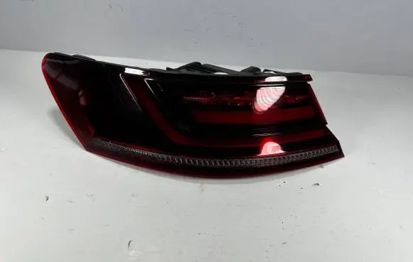 Volkswagen Arteon Rear/tail lights 3G8945207J