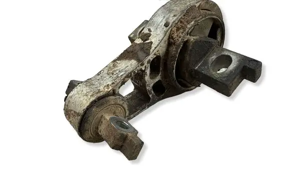 Alfa Romeo 159 Engine mount bracket 50502602