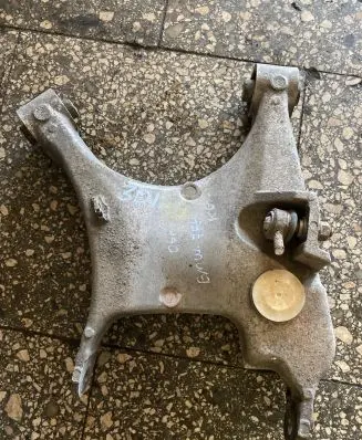 BMW X5 E53 Rear upper control arm/wishbone 1095253