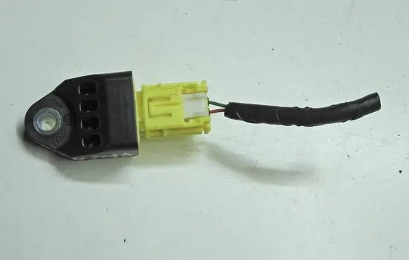 Toyota RAV 4 (XA30) Airbag deployment crash/impact sensor 89831-33030 8987173030 72060UD8Q