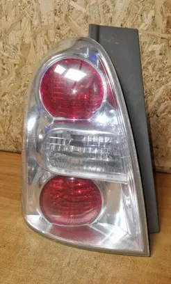 Toyota Corolla Verso AR10 Rear/tail lights 815510F080 E91508