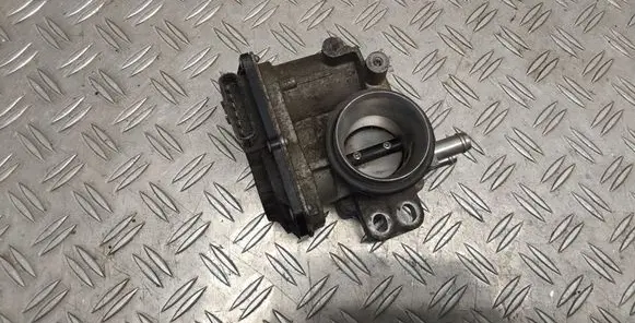 Toyota Yaris Throttle valve 2203023010