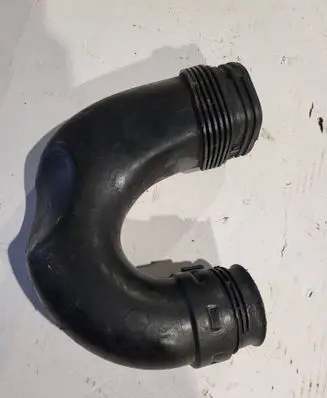 Volkswagen Tiguan Air intake duct part 5N0129618C