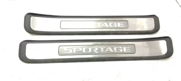 KIA Sportage Rear sill trim cover 858861F000 858761F000