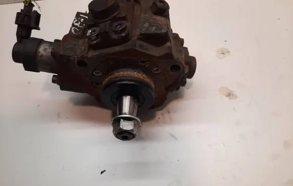 Hyundai i30 Fuel injection high pressure pump 331002A420 0445010206