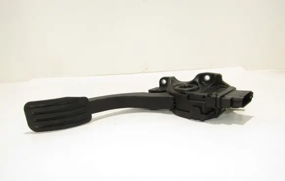 Ford Mondeo MK IV Accelerator throttle pedal 6g929f836rc