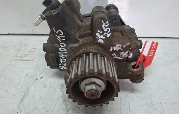 Renault Scenic IV - Grand scenic IV Fuel injection high pressure pump S27610256 H8201100115