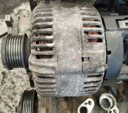 Volkswagen PASSAT B6 Generator/alternator 0219030262