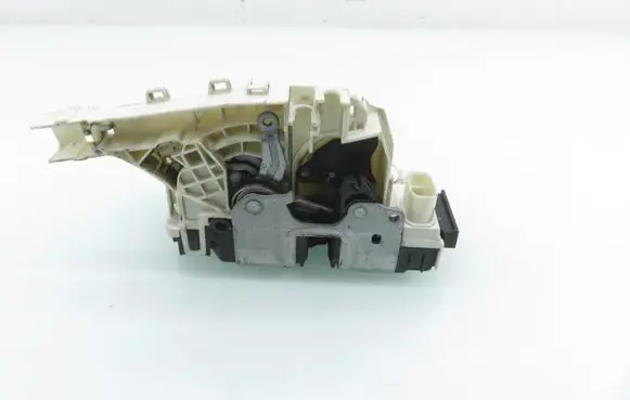Mercedes-Benz Sprinter W906 Sliding door lock 9067304335