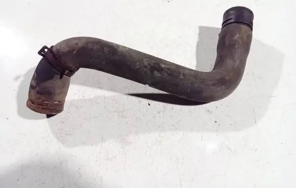 Ford Mondeo Mk III Engine coolant pipe/hose