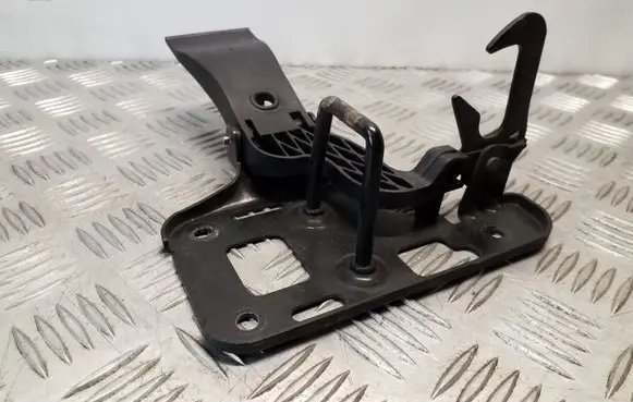 Audi A5 Sportback 8TA Engine bonnet/hood lock/latch loop/hook 8T0823480