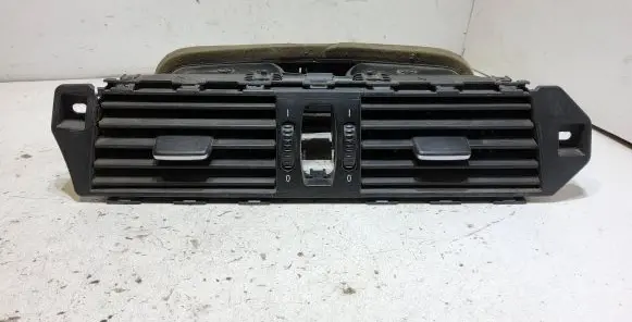 BMW 5 E60 E61 Dash center air vent grill 6910734 7009275 141218