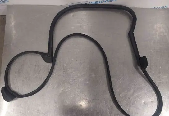 Toyota Sienna XL40 IV Sliding door rubber seal 6786108030