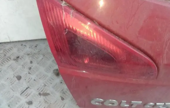 Mitsubishi Colt Tailgate rear/tail lights