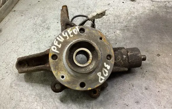 Peugeot 308 Rear wheel hub
