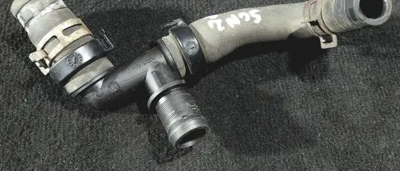 Renault Scenic II - Grand scenic II Engine coolant pipe/hose 800333515E
