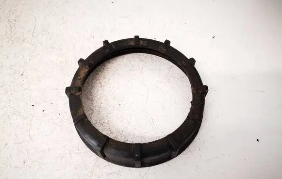 Volkswagen Touran I In tank fuel pump screw locking ring/nut 321201375A