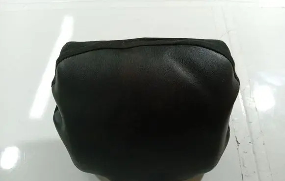 Volkswagen Polo IV 9N3 Front seat headrest 