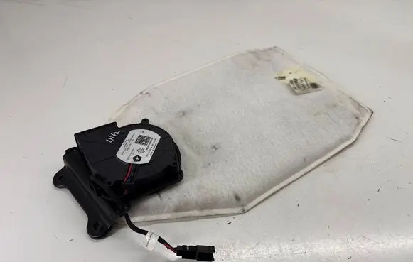 Chrysler Pacifica Seat fan/blower 68229493AB 68229487AF