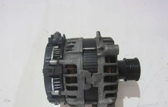 BMW X3 G01 Generator/alternator 12318571357