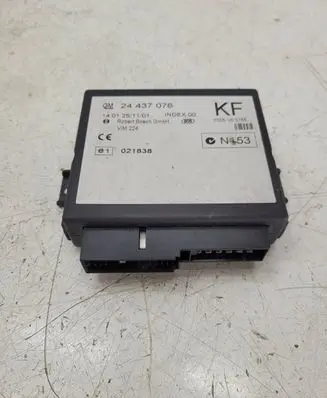 Opel Astra G Door central lock control unit/module 24437076