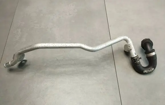 Audi A6 S6 C7 4G Engine coolant pipe/hose 4G0122056 4G0121481AP
