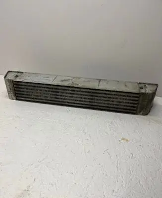 BMW 5 E60 E61 Intercooler radiator 7787446 C7286