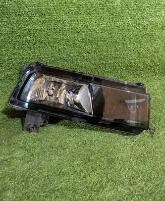 Volkswagen Tiguan Front fog light 5TA941662A