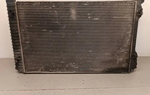 Coolant radiator