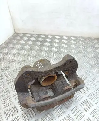 Opel Zafira C Front brake caliper