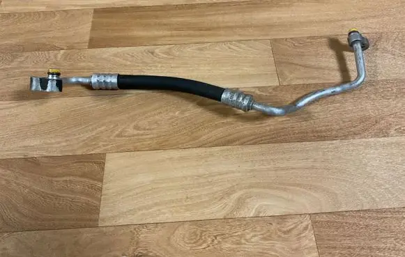 BMW 5 E60 E61 Air conditioning (A/C) pipe/hose 6453691080406