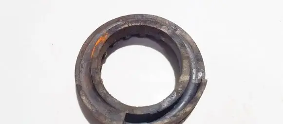 Ford Focus Front coil spring rubber mount 