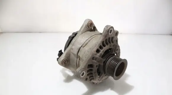 Volkswagen Golf IV Generator/alternator 0124325003