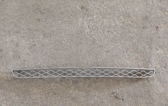 BMW X5 E70 Front bumper lower grill 51117159597 17159597