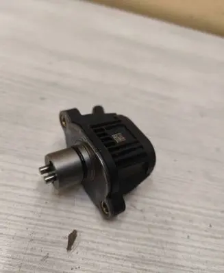 Audi Q2 - Camshaft vanos timing valve 04E906048A