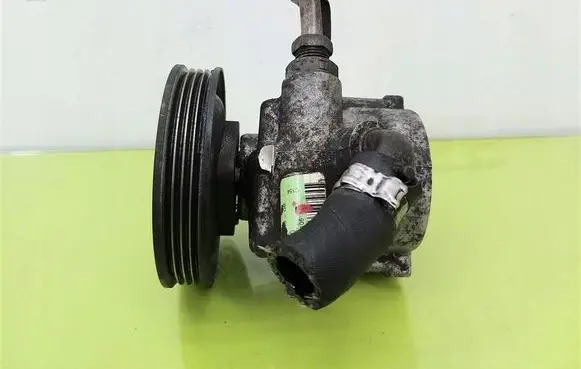 Fiat Fiorino Power steering pump 51839105
