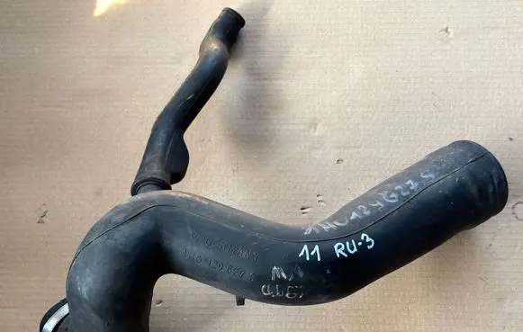Air conditioning (A/C) pipe/hose
