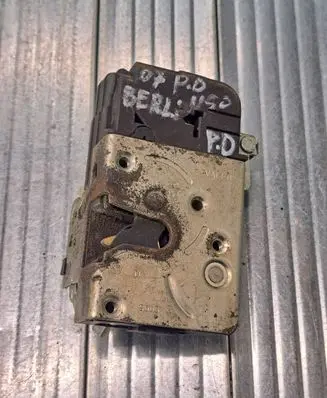 Citroen Berlingo Front door lock