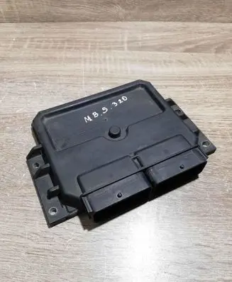 Renault Kangoo I Engine control unit/module ECU 7700111549 7700114876