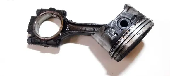 Chrysler Voyager Piston with connecting rod