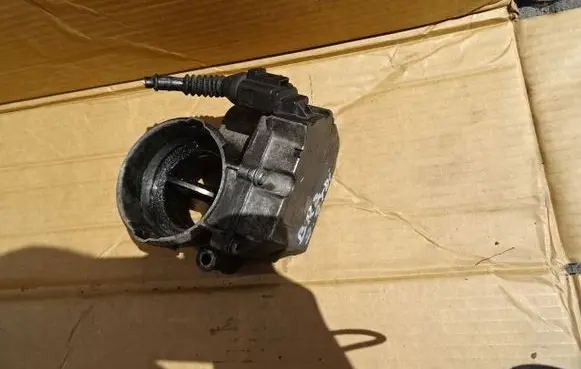 Audi A4 S4 B6 8E 8H Throttle valve BRB