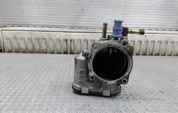 Audi A6 S6 C5 4B Throttle valve 078133062B 0280750030