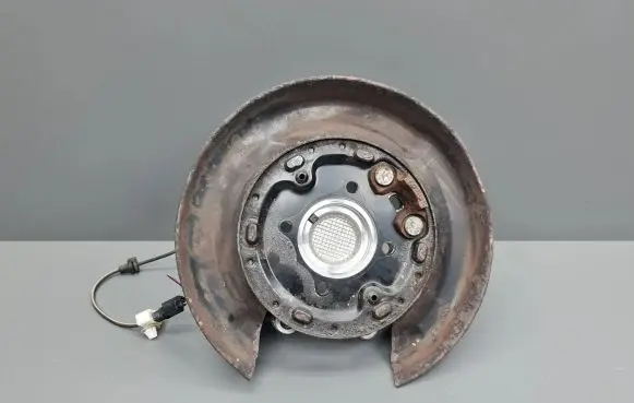 Honda Accord Rear wheel hub spindle/knuckle 
