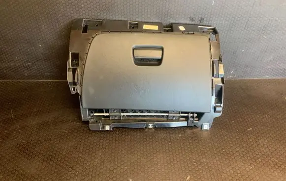 BMW X1 E84 Glove box 2991313