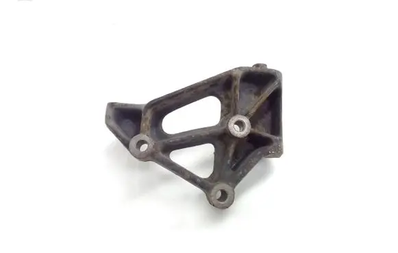 Honda Accord Engine mounting bracket